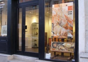 vanaura-vitrine-dec-2010-web1